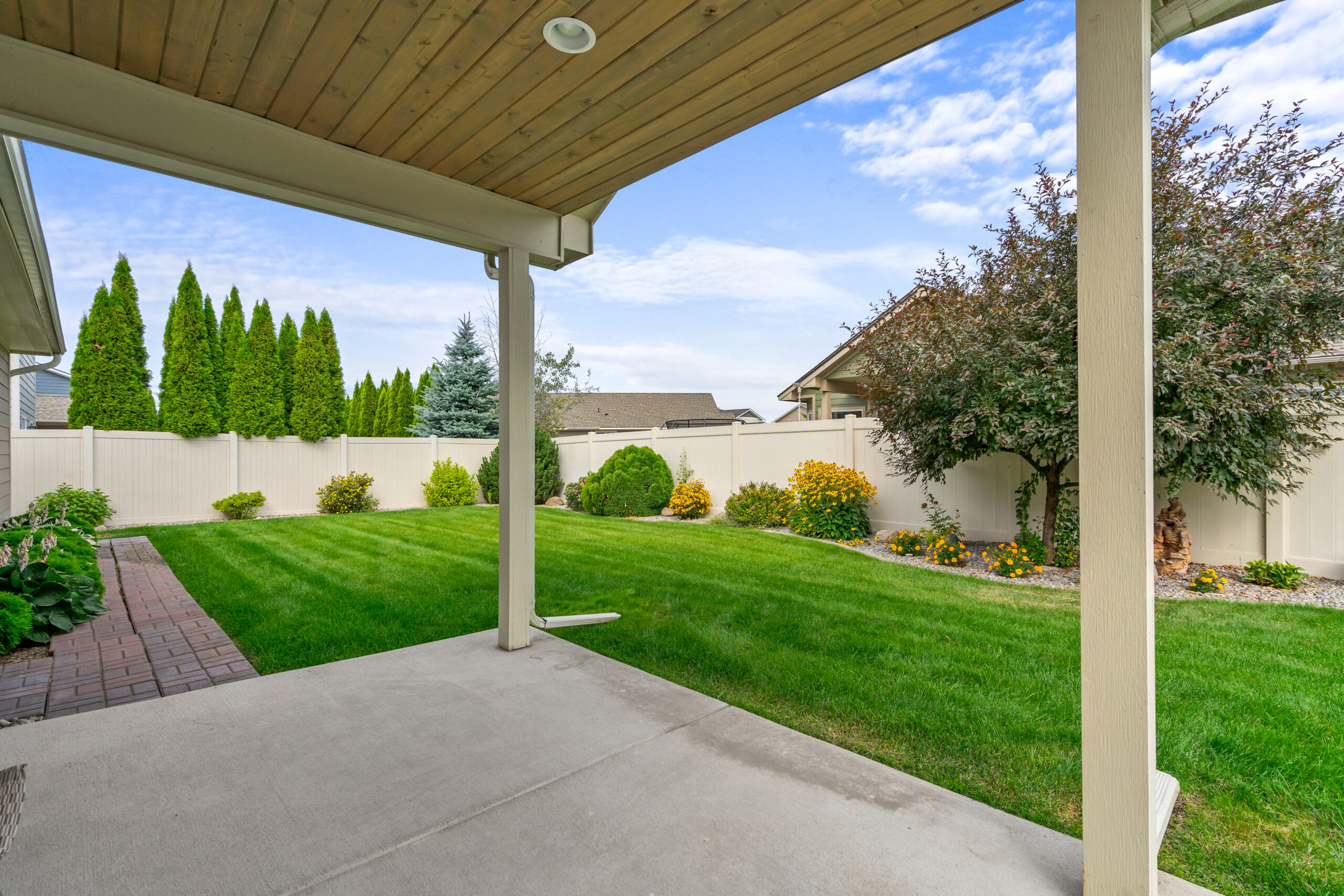 31-Back patio and yard